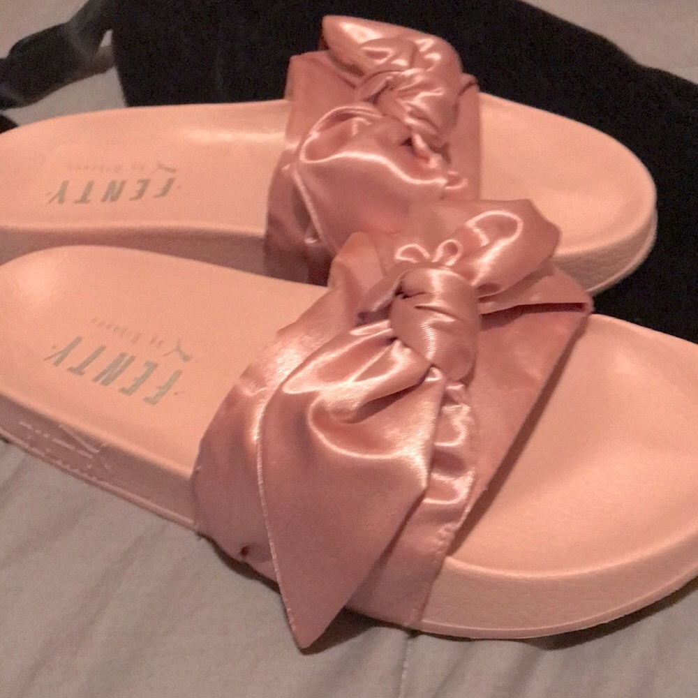 Fenty PUMA Slides